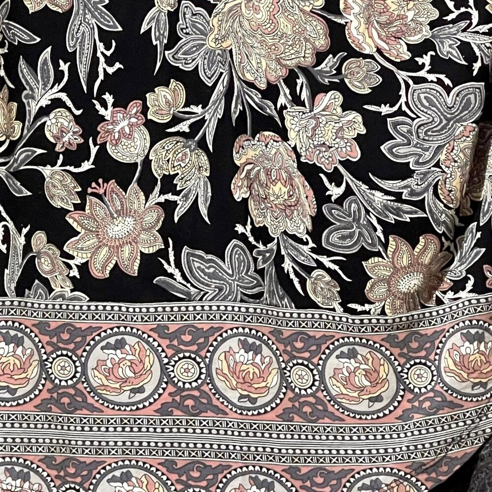 Lucky Brand Womens Size L Black Floral Print Viscose Boho Top - Picture 2 of 9